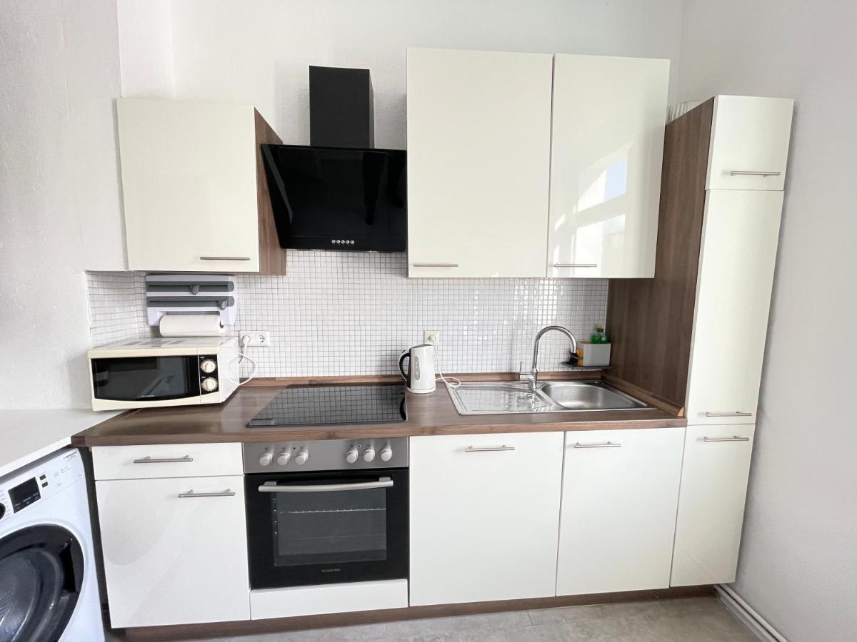 75Qm - 3 Rooms - Free Parking - Mallibase Apartments Hannover Bagian luar foto