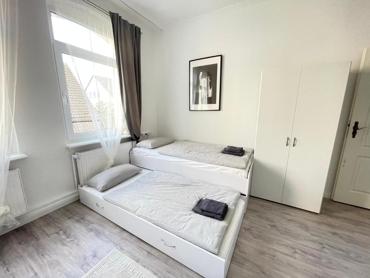 75Qm - 3 Rooms - Free Parking - Mallibase Apartments Hannover Bagian luar foto